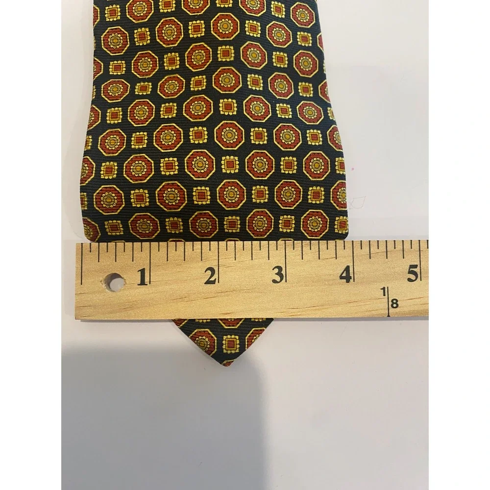 Brooks Brothers Mens Silk Tie Patterned Black Red‎ Gold Geometric Made in USA